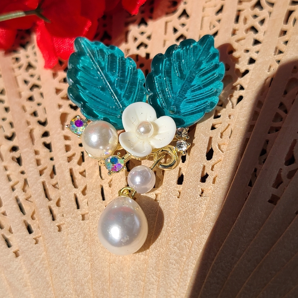 Antique Teal and Pearl Floral Brooch - Picture 2 of 7